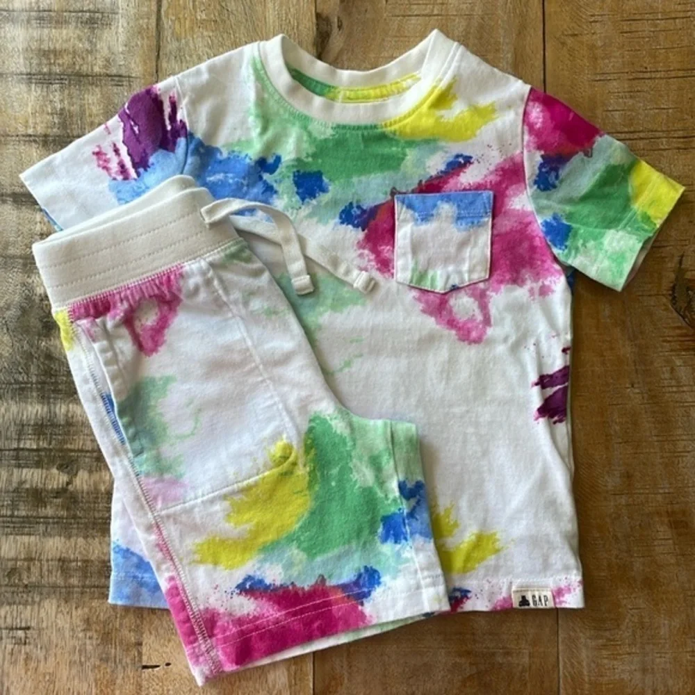 Gap boys outfit size 2
